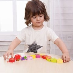 Classic World Ahşap Boncuk Dizme Oyunu - Meyveler