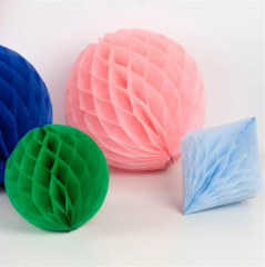 Meri Meri - Rainbow Honeycomb Decoration Kit - Gökkuşağı Petekli Dekor Kiti - 16 Parça