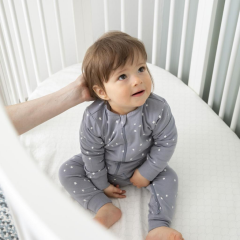 Stokke Sleepi Mini V3 Anne Yanı Beşiği, Beyaz