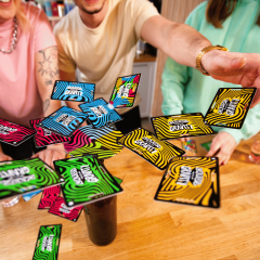 Big Potato Games - Cards Vs Gravity Pro Kutu Oyunu