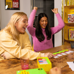 Big Potato Games - Dumb Questions To Ask Your Friends Kutu Oyunu