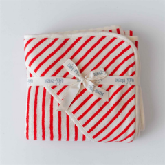 Mama Yoyo Havlu Kundak, Kırmızı Çizgili