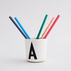 Design Letters Melamin Bardak, P Harfi