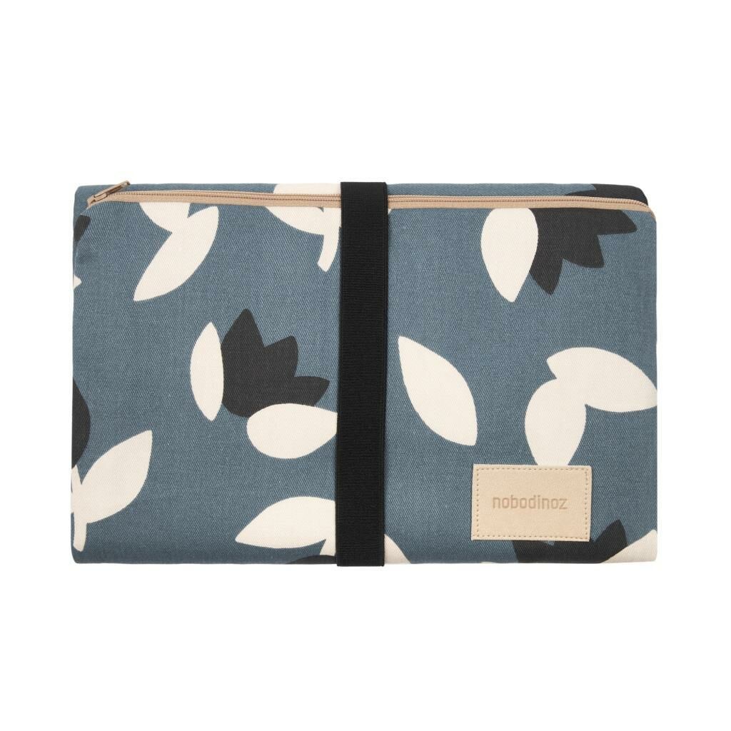 Nobodinoz Hyde Park Su Geçirmez Alt Değiştirme Matı, Blue Black Tulips