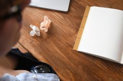 Beaba Hands-Free Giyilebilir Elektrikli Göğüs Pompası, Night Blue