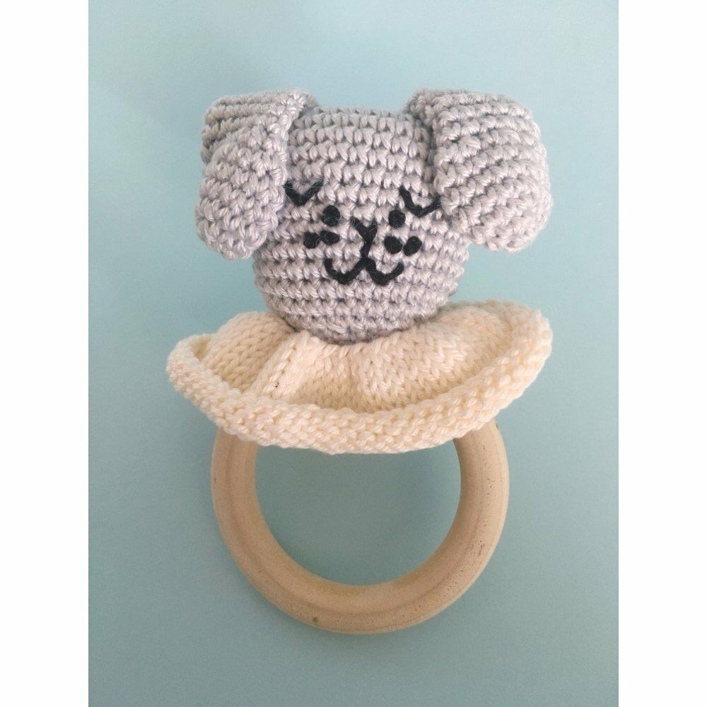 Fırfırlı Köpek Örgü Diş Kaşıyıcı, Ahşap Halkalı