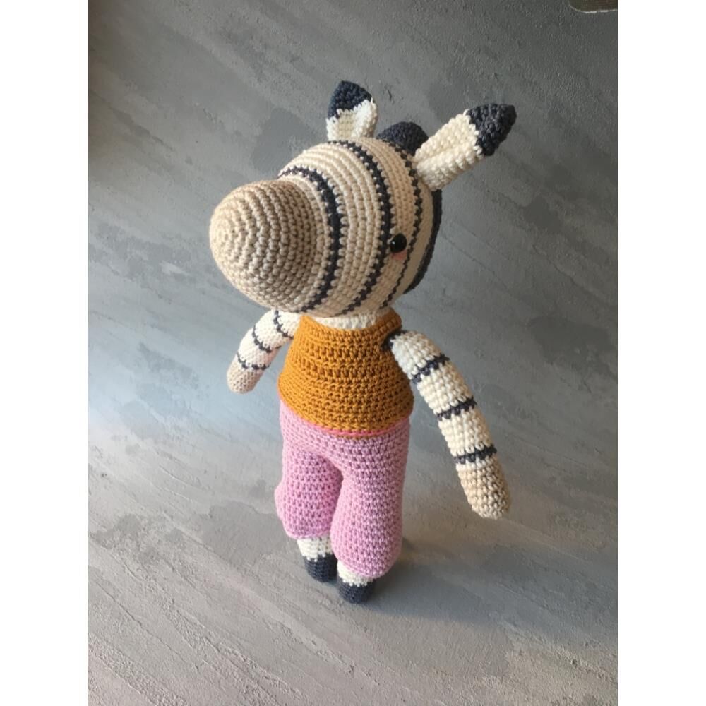 Örgü Bebek, Zebra Mary
