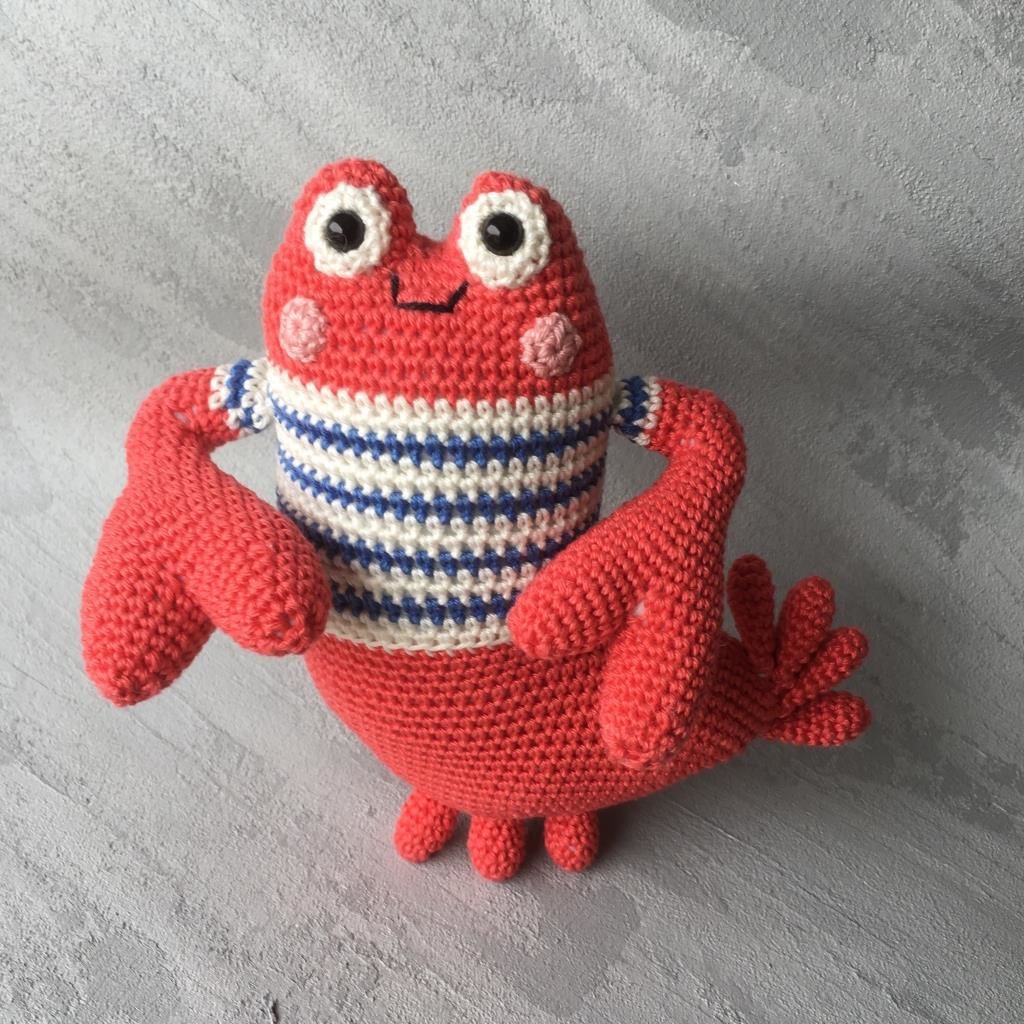 Örgü Bebek, Istakoz Lobby