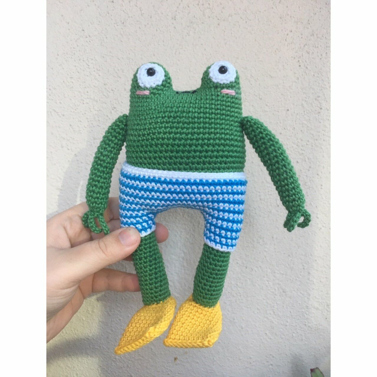 Örgü Bebek, Kurbağa Gary