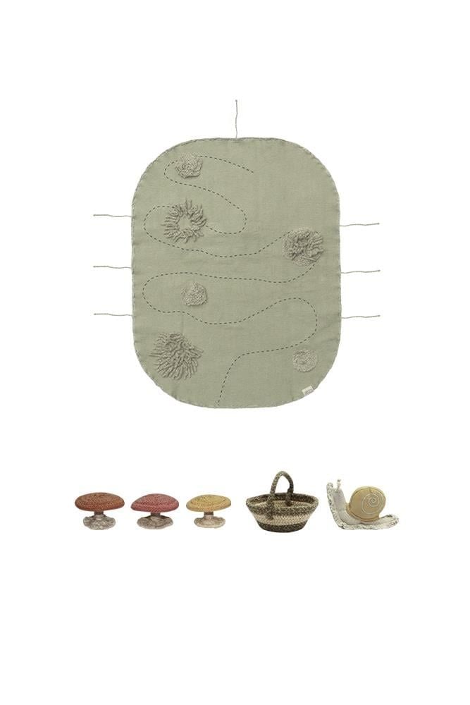 Green toy set, Snail