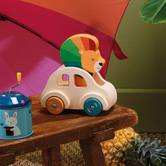Vilac - Sesli Ahşap Araba - Aslan